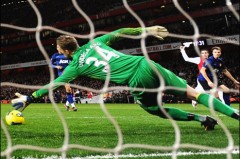 巴塞罗那困境解析：拜仁成功之道与巴萨变革启示